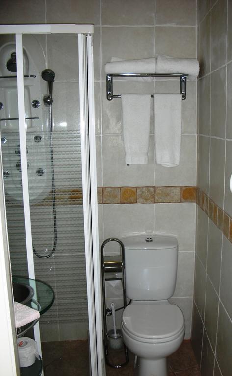 Casa Amarela Guesthouse Lagos Habitación foto